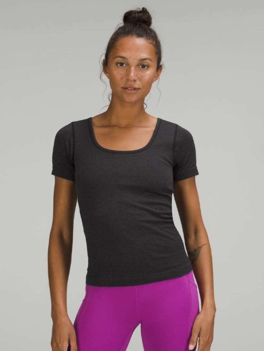 NWOT Lululemon Ebb to Street Short Sleeve Shirt. Black. Built In Shelf Bra. 10